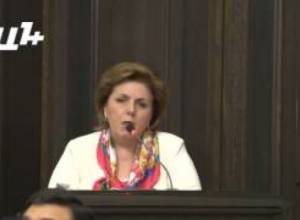 Կոմիտասի այգում՝ Կոմիտասի թանգարան