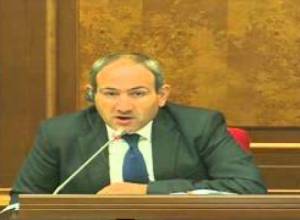 Նիկոլ Փաշինյանը առաջարկեց ծառայողական քննություն անցկացնել