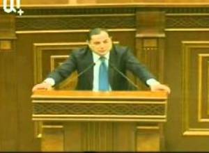 Ալիևյան նավթադոլարների հոտ եմ զգում. Վահրամ Բաղդասարյան