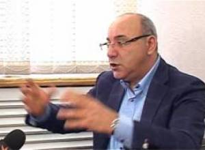 Գուրգեն Արսենյանը բացում է փակագծերը