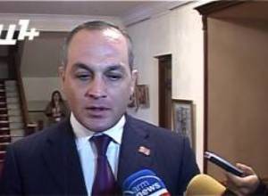 Կորյուն Նահապետյանը պատասխանեց լրագրողների հարցերին