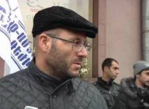 Ինչ կապ ունի ոստիկանությունը հրդեհված մեքենաների հետ