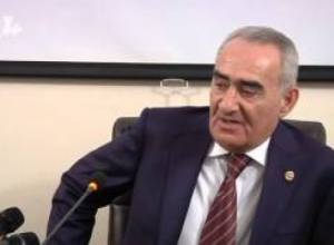 Գալուստ Սահակյանը նաեւ` բուհի խորհրդի նախագահ