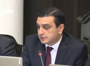 Կառավարության նիստը սկսվեց մեկ րոպե լռությամբ