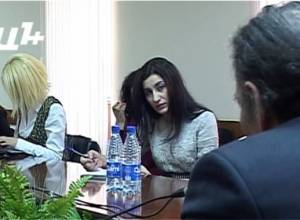 Տանձը 2000 դրամ է, իսկ նարինջը` 500