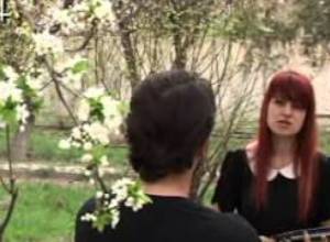 Բացե՛ք, թաղային լրագրողն է