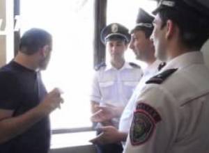 Պատուհանները չպետք է բացել, Սերժ Սարգսյանն է գալիս