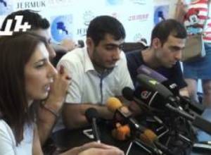 "Էն որ աղբամանների վրա հարթակ եք համարում, դրա հետեւից չենք գնալու"