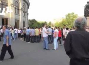 Ոստիկանները դուրս են եկել հանրահավքի