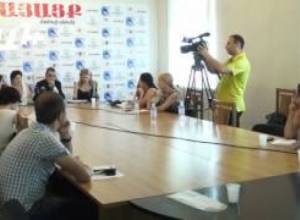 Հուլիսի 12-ը Քրիստոսի Պայծառակերպության կամ վարդավառի տոնն է