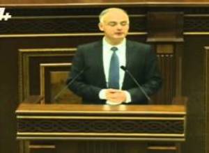 Լեւոն Զուրաբյան. «Սահմանդրությունը փոխելու փոխարեն Սերժ Սարգսյանի հետ միասին, հրաժարական տանք»