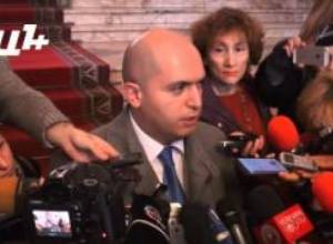 Ֆինանսների եւ ԿԳ նախարարները հակասում են միմյանց