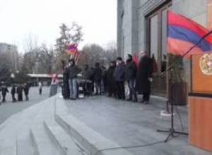 Րաֆֆի Հովհաննիսյանի ելույթը