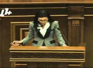 Վարդգես Գասպարին ենթարկվում է խոշտանգումների. ահազանգում է Զարուհի Փոստանջյանը