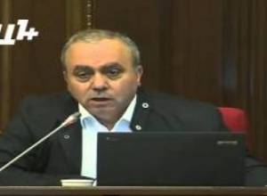 Ինչու մեր զինվորը երեկոյան 8-ից հետո չի տեսնում. Հրանտ Բագրատյանի դիտարկումը