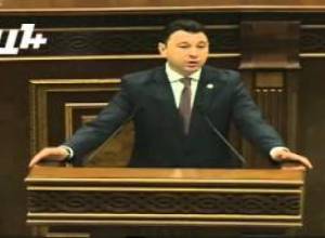 «Իմ լեզուն իմ թշնամին է». Շարմազանովը հակադարձում է Օսկանյանին