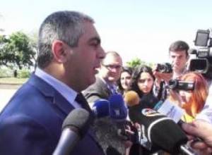 Սահմանում համեմատարաբր հանգիստ է. Արծրուն Հովհաննիսյան