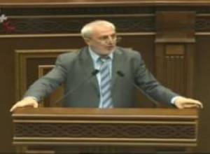 Համայնքների ինքնակառավարմանը դեմ գնացող որոշում է. Արամ Մանուկյան