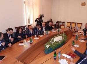 LIVE 4+4+4-ը վերսկսում է իր աշխատանքները