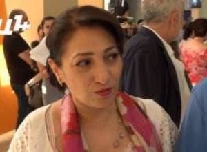 ՀՀԿ-ական և ՀՅԴ-ական նորապսակ զույգը՝ «Ոսկե ծիրան»-ին