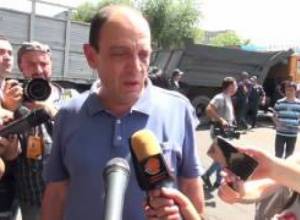 Ավետիք Իշխանյանը մեկնաբանում է