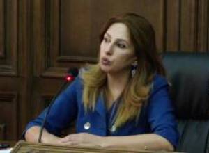 Զարուհի Փոստանջյանը՝ կառավարության փոփոխության մասին