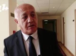 Անակնկալ՝ ԱԺ ամբիոնից