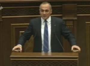 Նաիրա Զոհրաբյանը՝ բանակում թալանի մասին