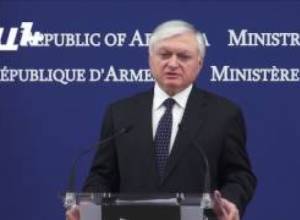 Էդվարդ Նալբանդյանը պատասխանում է Լևոն Տեր-Պետրոսյանին