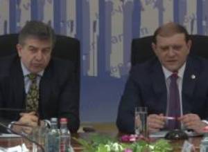 Վարչապետը քաղաքապետարանում է