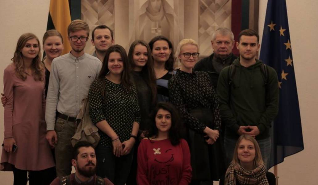 15171152_943399519099901_7211064863413805537_n