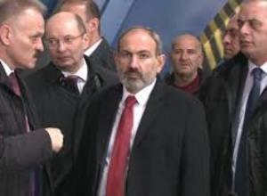 Վարչապետն այցելել է Գյումրու լոկոմոտիվային դեպո