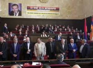 Հաշված րոպեներ անց հայտնի կդառնա ԵԿՄ վարչության նախագահի անունը