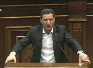 Գովելի է, բայց ինչու արտահերթ ռեժիմով. Գևորգ Պետրոսյանը՝ քաղաքացու օրվա նախագծի մասին