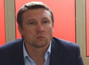 Лучший футбольный тренер Армении уехал из Армении