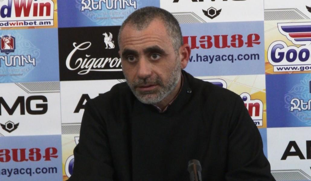 Տեր  Եսայի քահանա Արթենյան