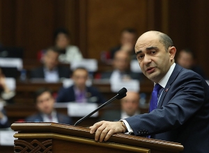 Нужно понимать, кому он помогал? Марукян о ситуации, связанной с Арсеном Бабаяном