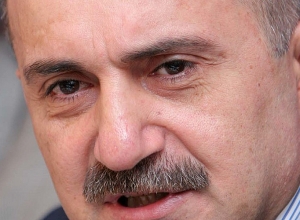 «Кочарян не мог, не согласовав с Вазгеном, даже сесть за стол переговоров»: Самвел Бабаян