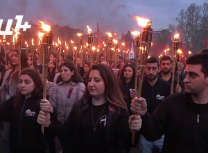 Այրեցին Թուրքիայի դրոշը. ջահերով երթ