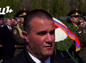Քաղաքացիներն ու պաշտոնյաները հարգանքի տուրք մատուցեցին