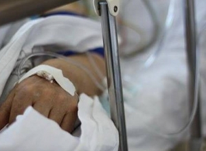 Пересекшего границу азербайджанца прооперировали, удалив из желудка посторонний предмет