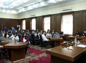 Լենա Նազարյանը հանդիպել է Հայաստանի մարզերի աշակերտների հետ