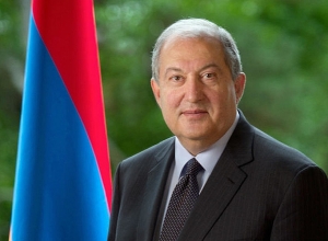 Armenian President pays working visit to France