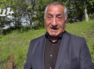 Ես նահատակներ ունեմ Արաքսի այն ափին  Կ  Արեյան