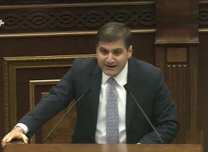 Դուք ընտրում եք հինը, դուք ընտրում եք խեղճը.Արման Բաբաջանյան