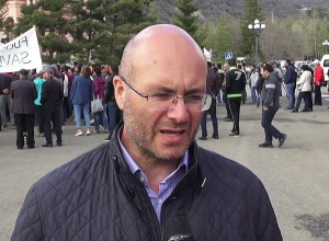 Իշխանությունները առաջնորդվում են նախկինների կոնսպեկտներով. Վ. Ավետիսյան