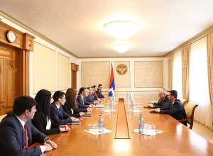 Делегация из Армении у Бако Саакяна