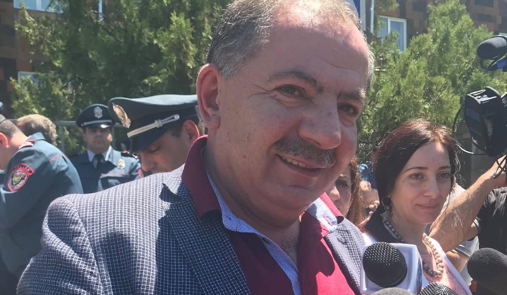 60243576_302080127351924_1132759540844986368_n