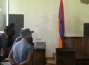 Դատախազը` Քոչարյանի փախուստի ռիսկի մասին