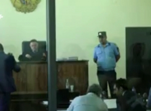 Господин Алумян, вы хотите сказать, что вы лучше осведомлены о моем психологическом состоянии, чем я сам? Судья